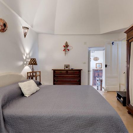 Sant Oronzo Palace Ostuni Buitenkant foto